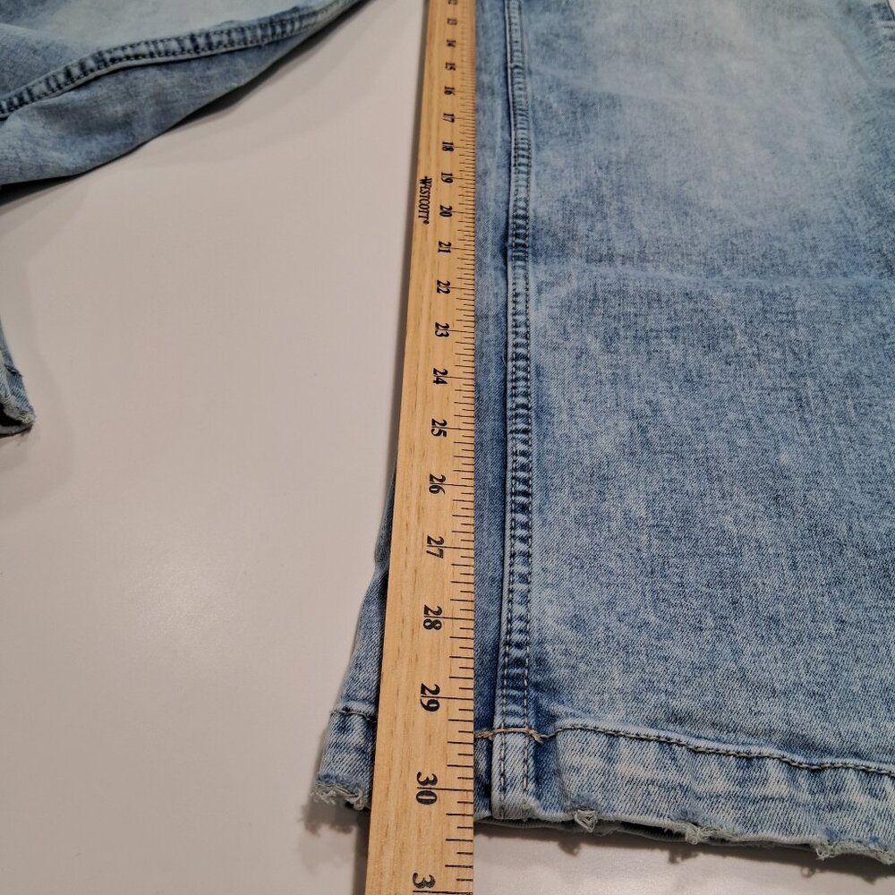 Refuge Denim Light Blue Jeans - Picture 7 of 9